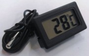 Термометр электронный ТРМ-10 (TP-10) щитовой черный (-50/+70) мини